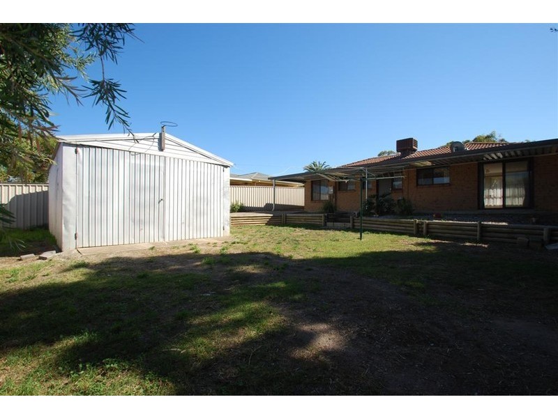 1 Byron Court, Huntfield Heights SA 5163