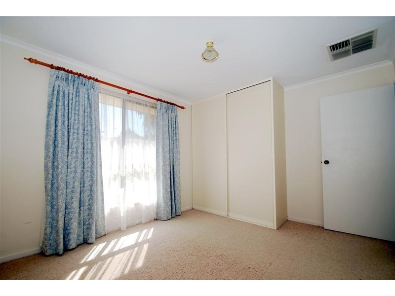 1 Byron Court, Huntfield Heights SA 5163