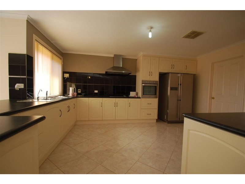 18 Harbour Street, Sheidow Park SA 5158