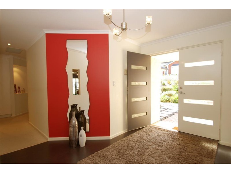 20 St Vincent Cct (off Islington Drive), Sheidow Park SA 5158