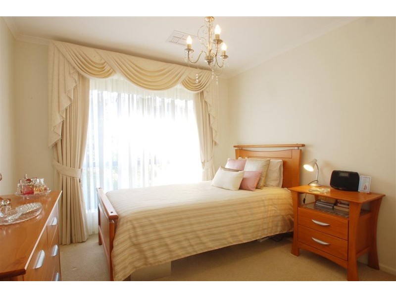 20 St Vincent Cct (off Islington Drive), Sheidow Park SA 5158