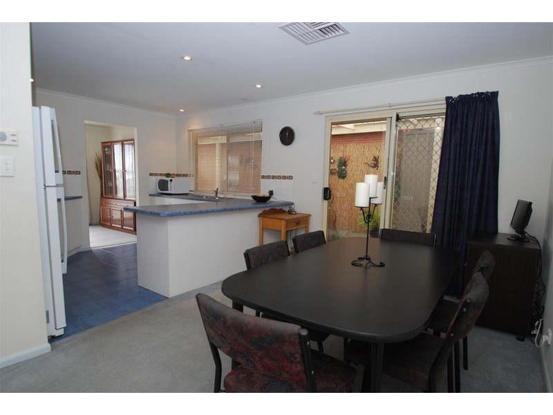 15 Lavender Grove, Seaford Rise SA 5169