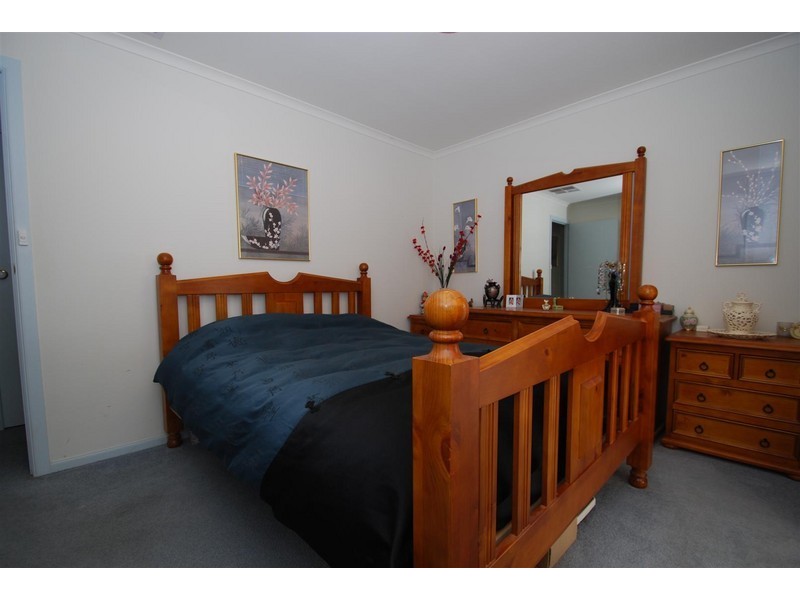 15 Lavender Grove, Seaford Rise SA 5169