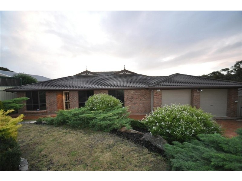 6 Headland Cres, Woodcroft SA 5162