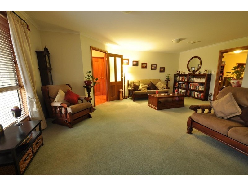 10 Bushing Court, Mclaren Vale SA 5171