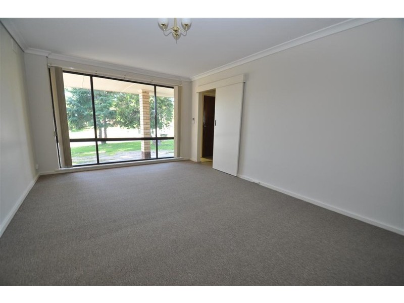 No. 7 Calomba Crs, Happy Valley SA 5159