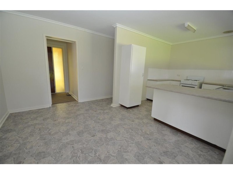 No. 7 Calomba Crs, Happy Valley SA 5159