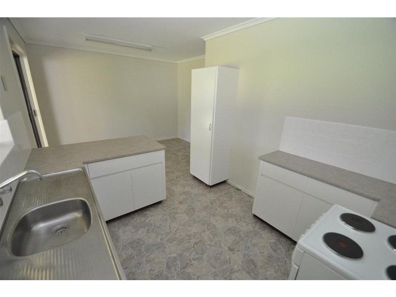 No. 7 Calomba Crs, Happy Valley SA 5159