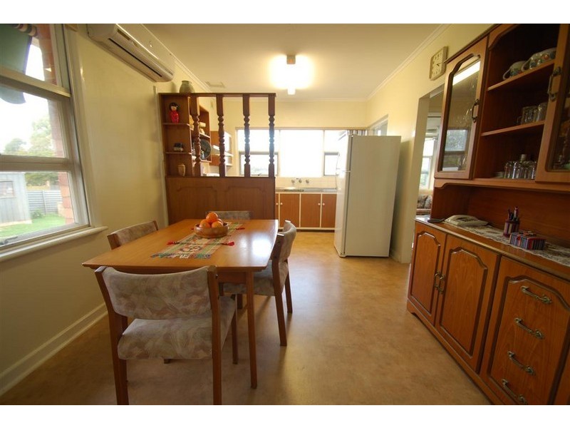 No. 40 Suzanne Ave, Morphett Vale SA 5162