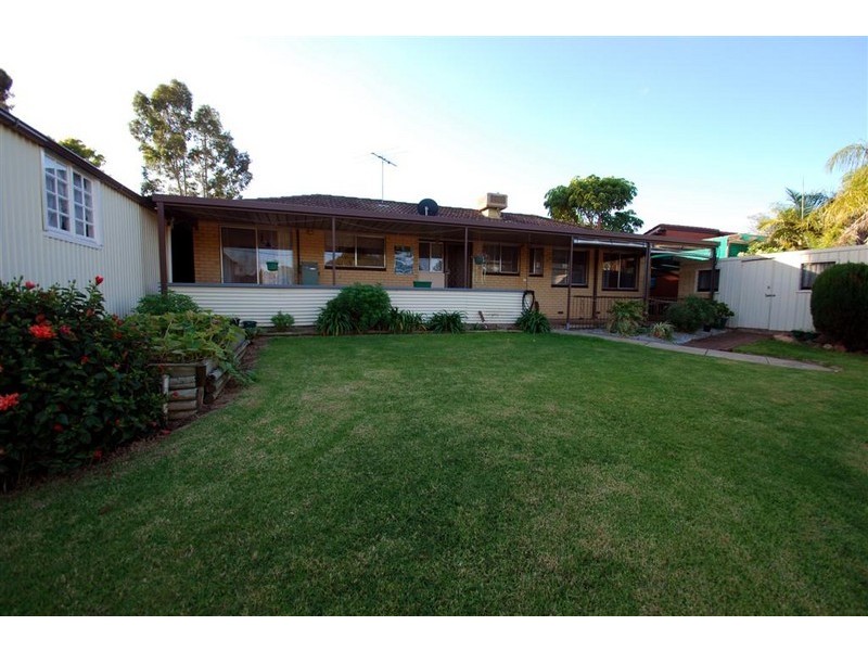 4 Buchanan Grove, Reynella East SA 5161