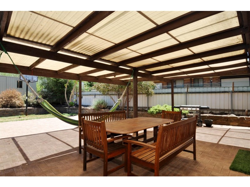 36 Jade Crescent, Happy Valley SA 5159