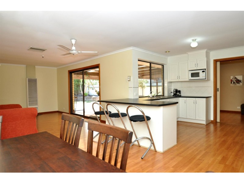 36 Jade Crescent, Happy Valley SA 5159