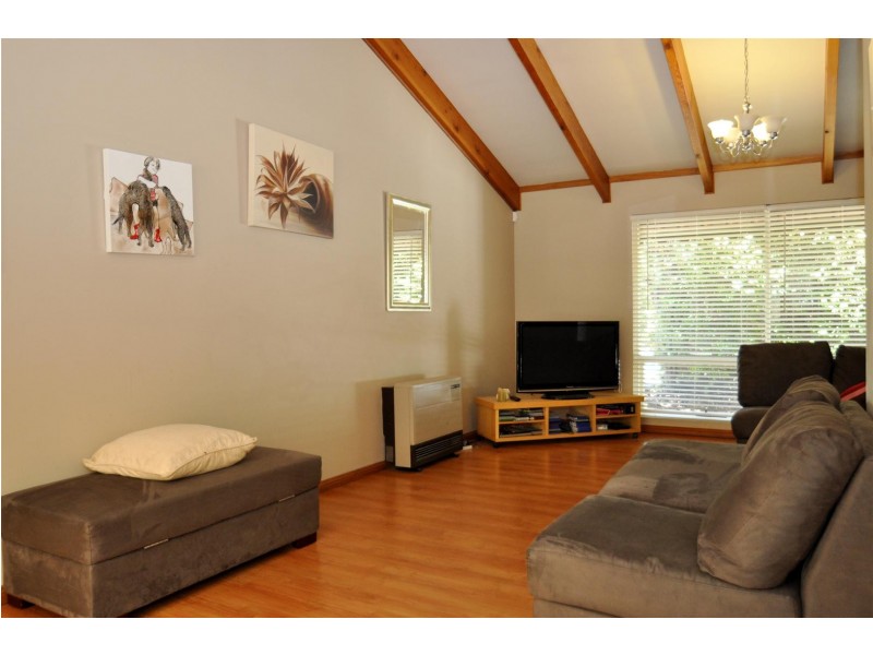 36 Jade Crescent, Happy Valley SA 5159