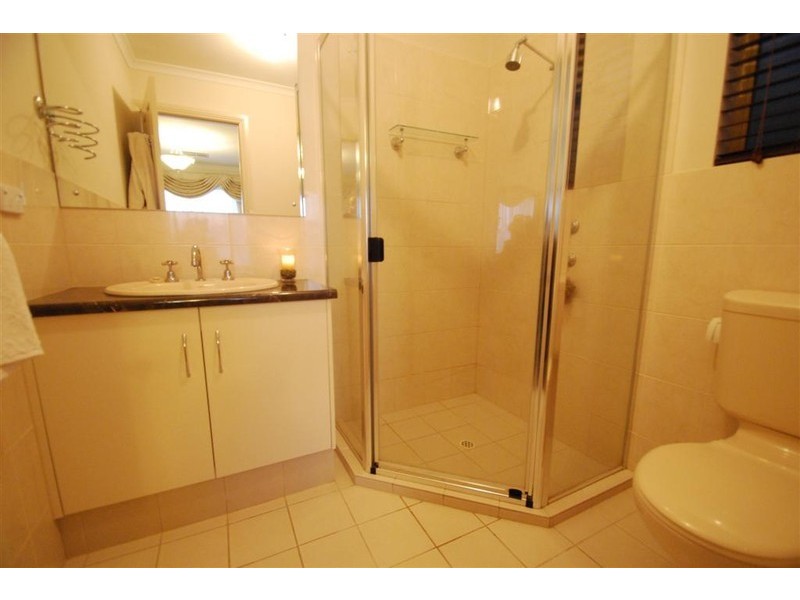 11 Ambrosini Court, Woodcroft SA 5162