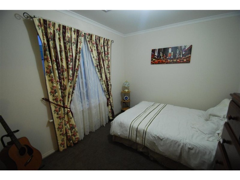 11 Ambrosini Court, Woodcroft SA 5162