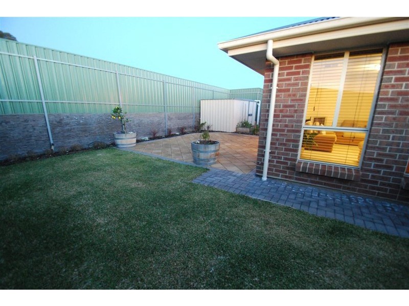 11 Ambrosini Court, Woodcroft SA 5162