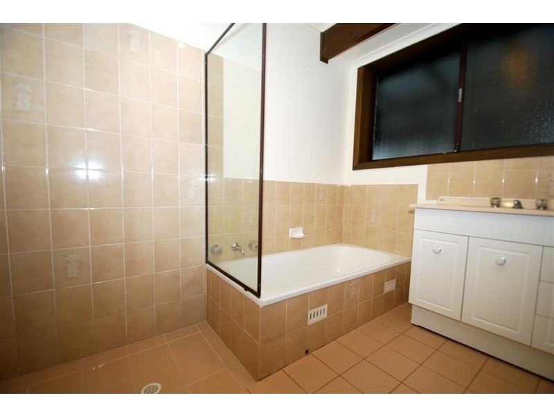 4 Southbound Avenue, Aberfoyle Park SA 5159