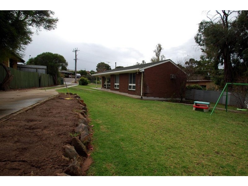 9 Kerrin Avenue, Morphett Vale SA 5162