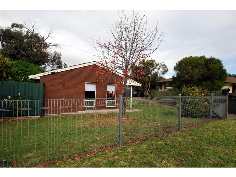 9 Kerrin Avenue, Morphett Vale SA 5162