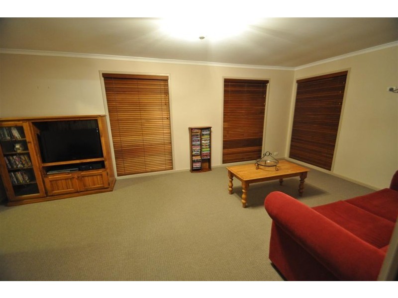 16 Alta Avenue, Happy Valley SA 5159