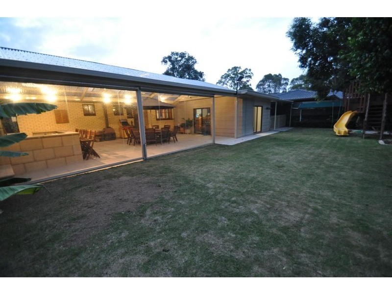 16 Alta Avenue, Happy Valley SA 5159