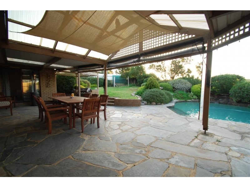 8 Mark Court, O’halloran Hill SA 5158