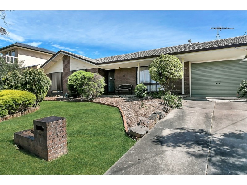 8 Kelly Ave, O’halloran Hill SA 5158