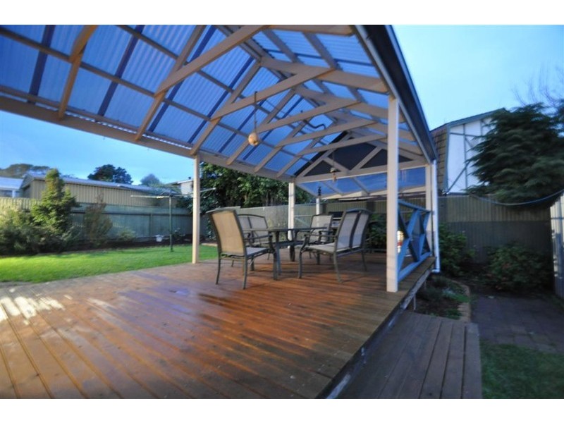 6 Kimberly Way, Happy Valley SA 5159