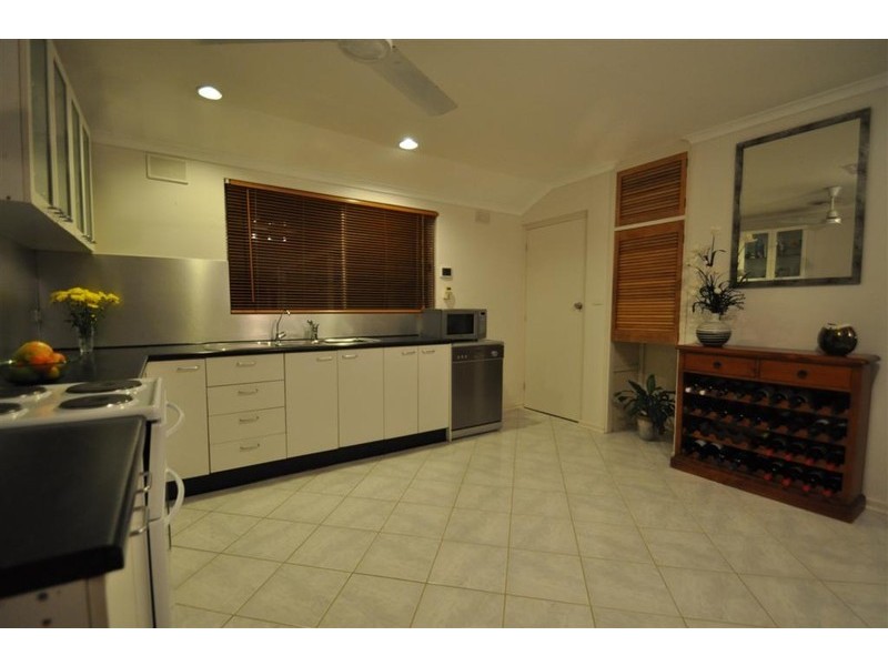 6 Kimberly Way, Happy Valley SA 5159