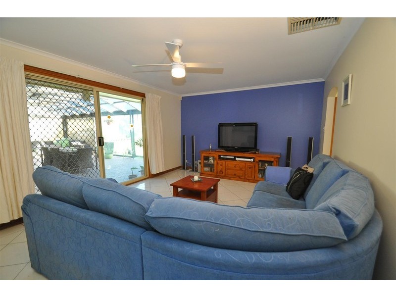 54 Equestrian Drive, Woodcroft SA 5162