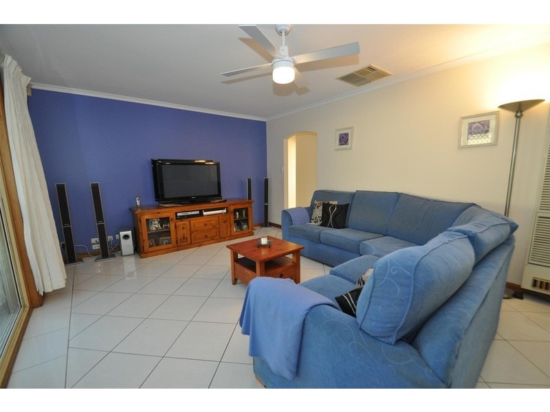 54 Equestrian Drive, Woodcroft SA 5162