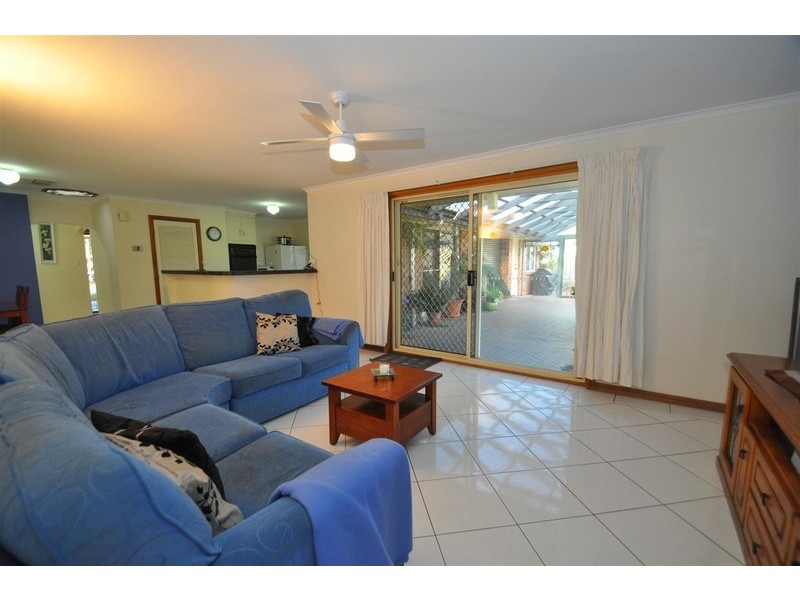 54 Equestrian Drive, Woodcroft SA 5162