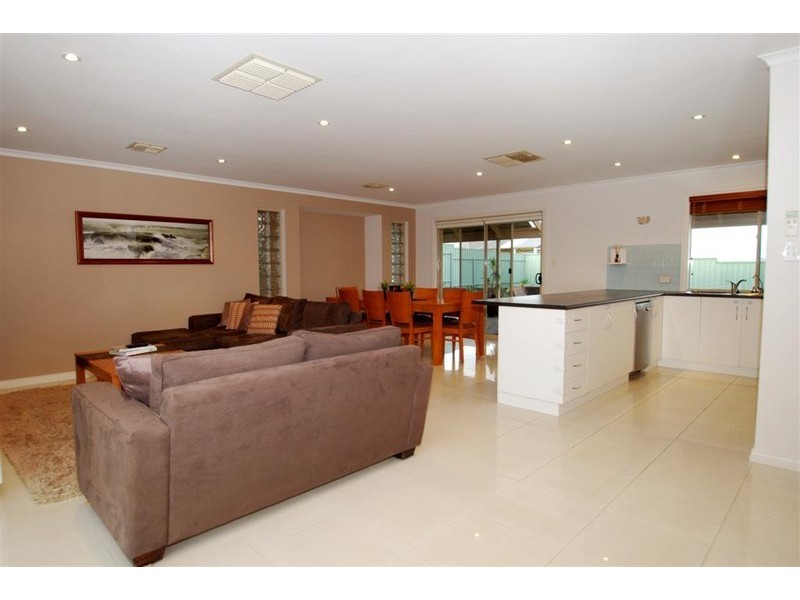 5 Erebus Glen, Hallett Cove SA 5158