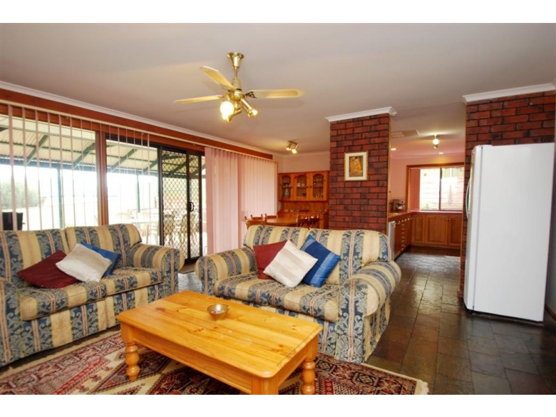 6 Wells Court, Happy Valley SA 5159