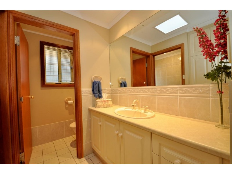 11 Norfolk Street, Flagstaff Hill SA 5159