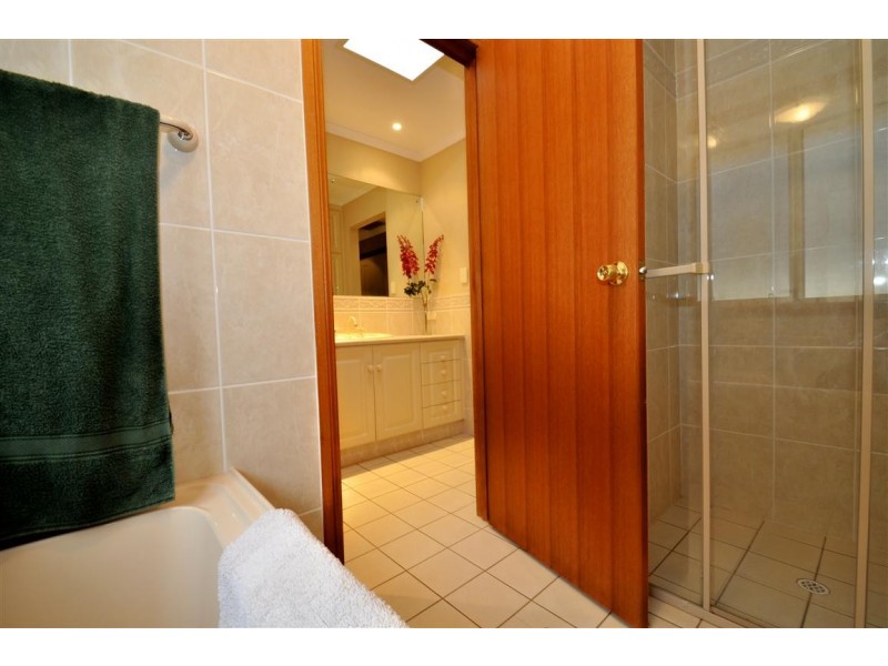 11 Norfolk Street, Flagstaff Hill SA 5159