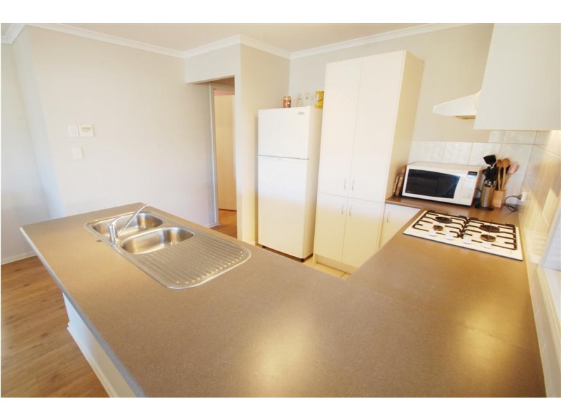 13 Blue Bay Avenue, Aldinga Beach SA 5173