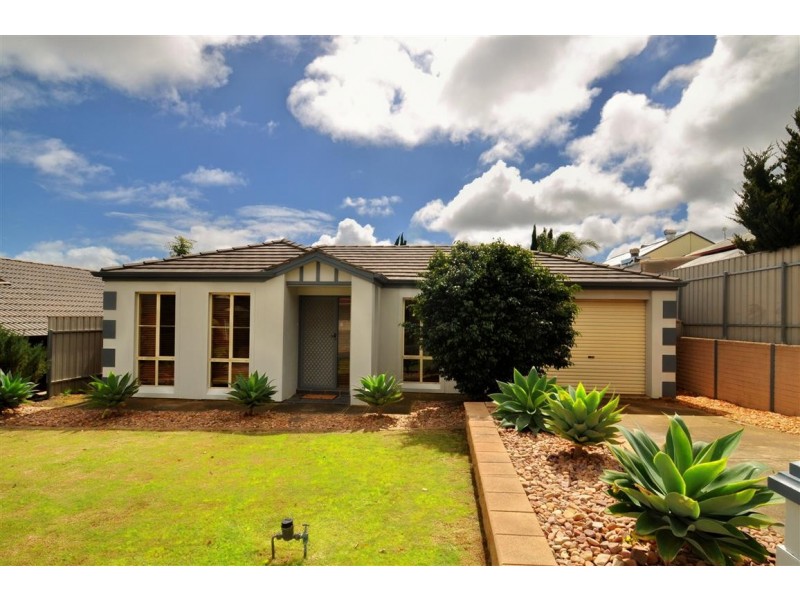 7 Perin Avenue, Woodcroft SA 5162