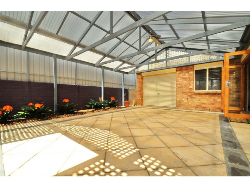 7 Perin Avenue, Woodcroft SA 5162