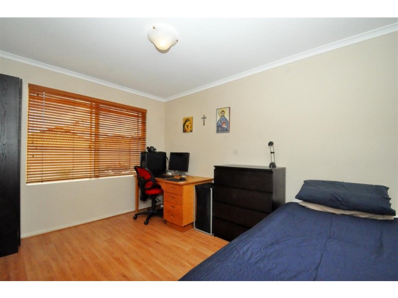 7 Perin Avenue, Woodcroft SA 5162