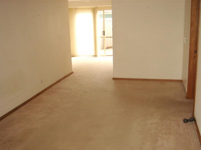 2/15A Doreen Street, Oaklands Park SA 5046