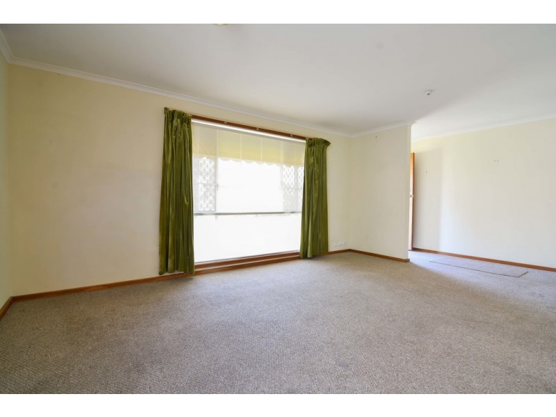 1b Regency Road, Happy Valley SA 5159