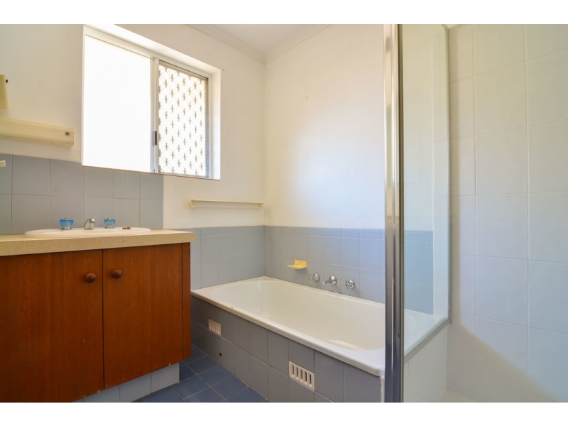 1b Regency Road, Happy Valley SA 5159