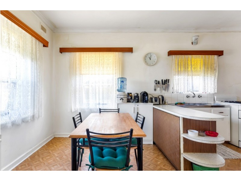 127 Railway Terrace, Ascot Park SA 5043