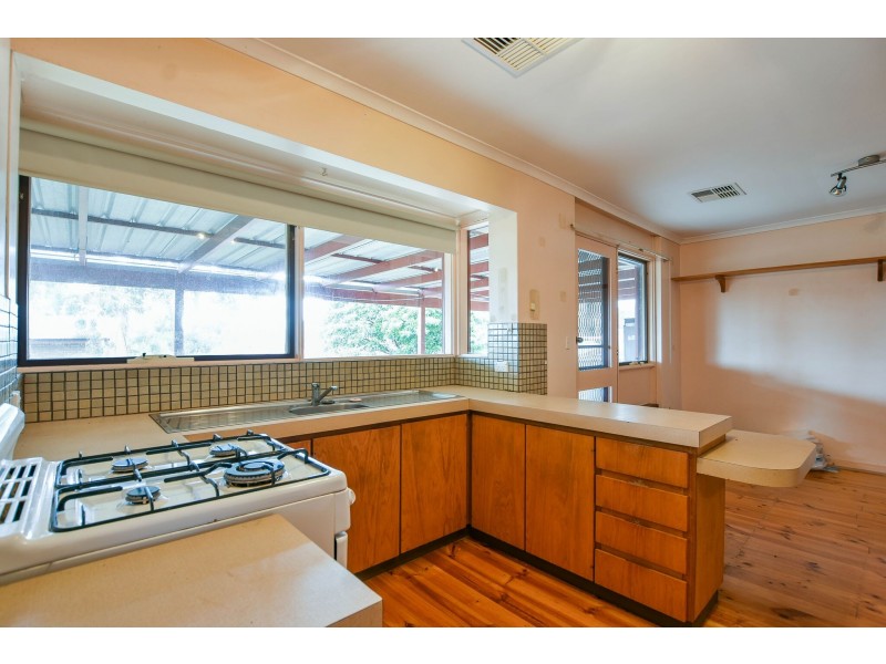 17 Basedows Street, Happy Valley SA 5159