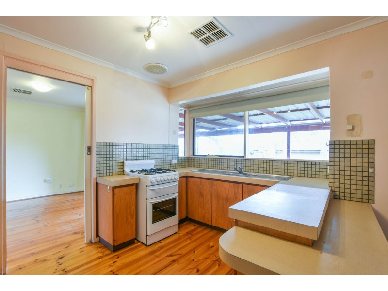17 Basedows Street, Happy Valley SA 5159