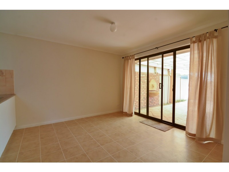 2/1A Ralph Street, Sturt SA 5047