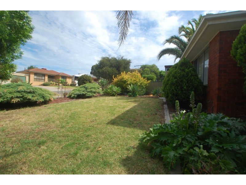 35 Parklands Crescent, Reynella SA 5161