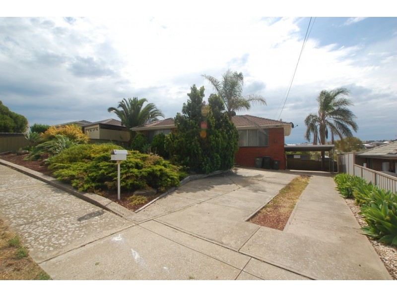 35 Parklands Crescent, Reynella SA 5161