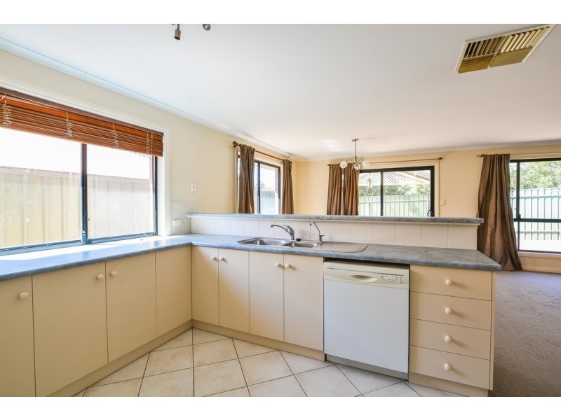 41 Allworth Drive, Happy Valley SA 5159